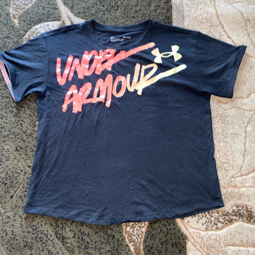 Under Armour Womens Shirt